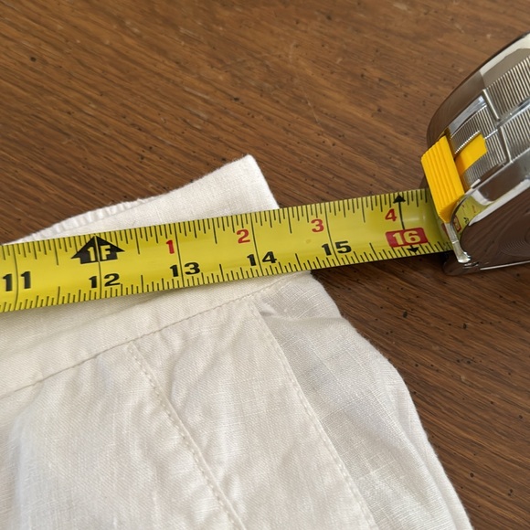 Eileen Fisher Organic Linen Bermuda Shorts Woman XXS White Pockets 10.5” inseam - Picture 4 of 13